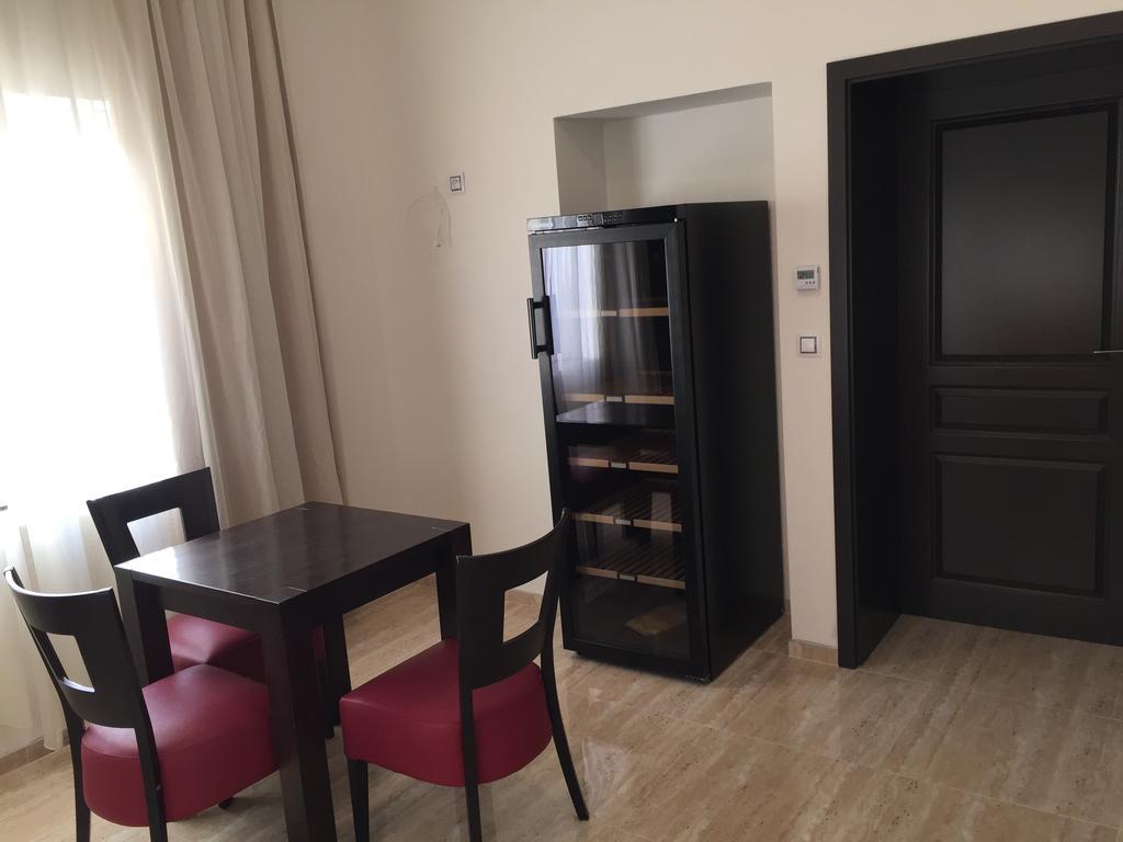 וואלטיצה Apartman Za Radnici מראה חיצוני תמונה