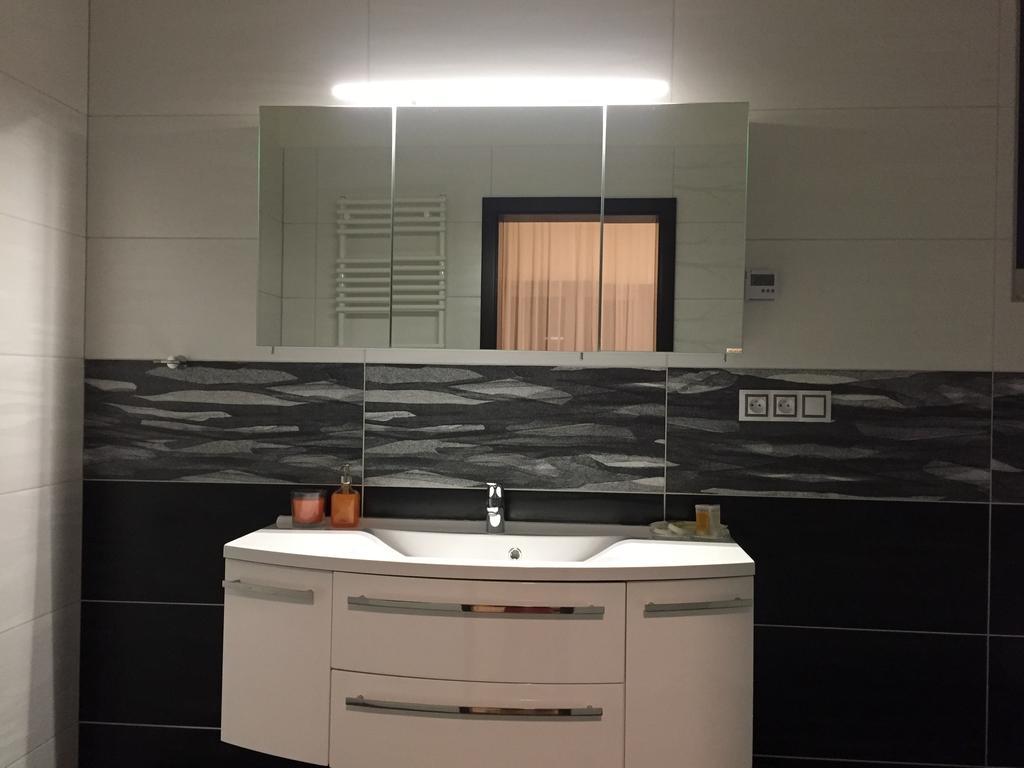וואלטיצה Apartman Za Radnici מראה חיצוני תמונה