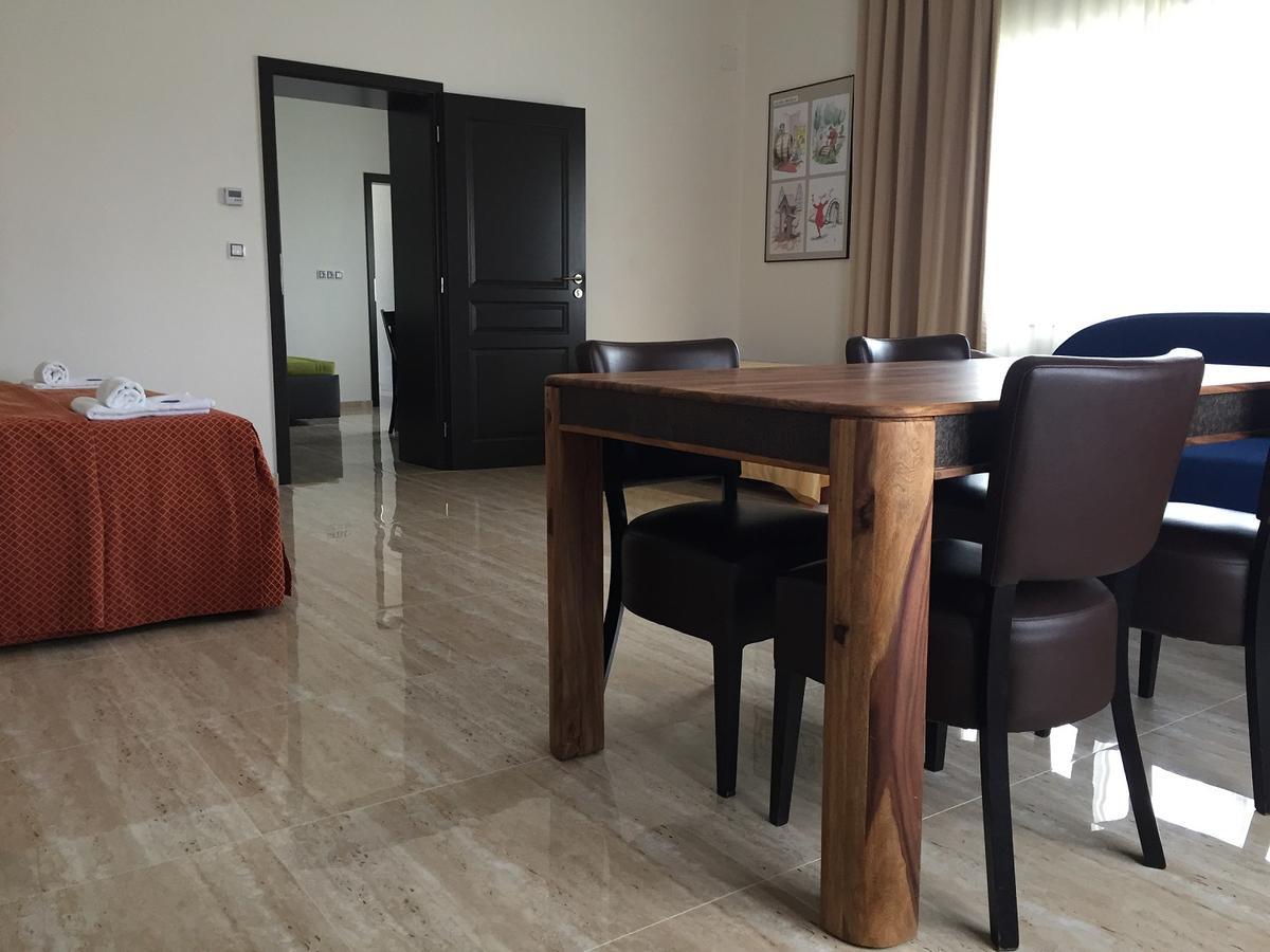וואלטיצה Apartman Za Radnici מראה חיצוני תמונה