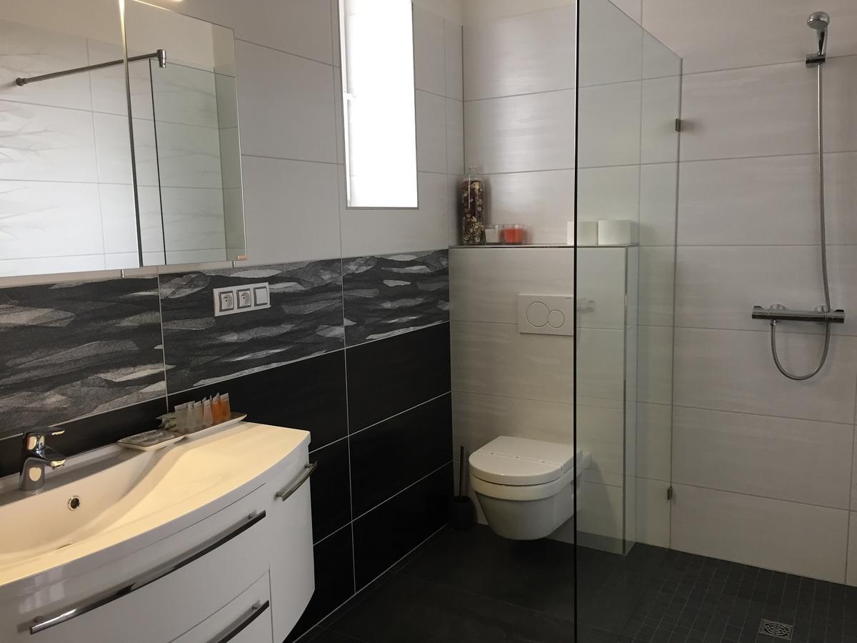 וואלטיצה Apartman Za Radnici מראה חיצוני תמונה