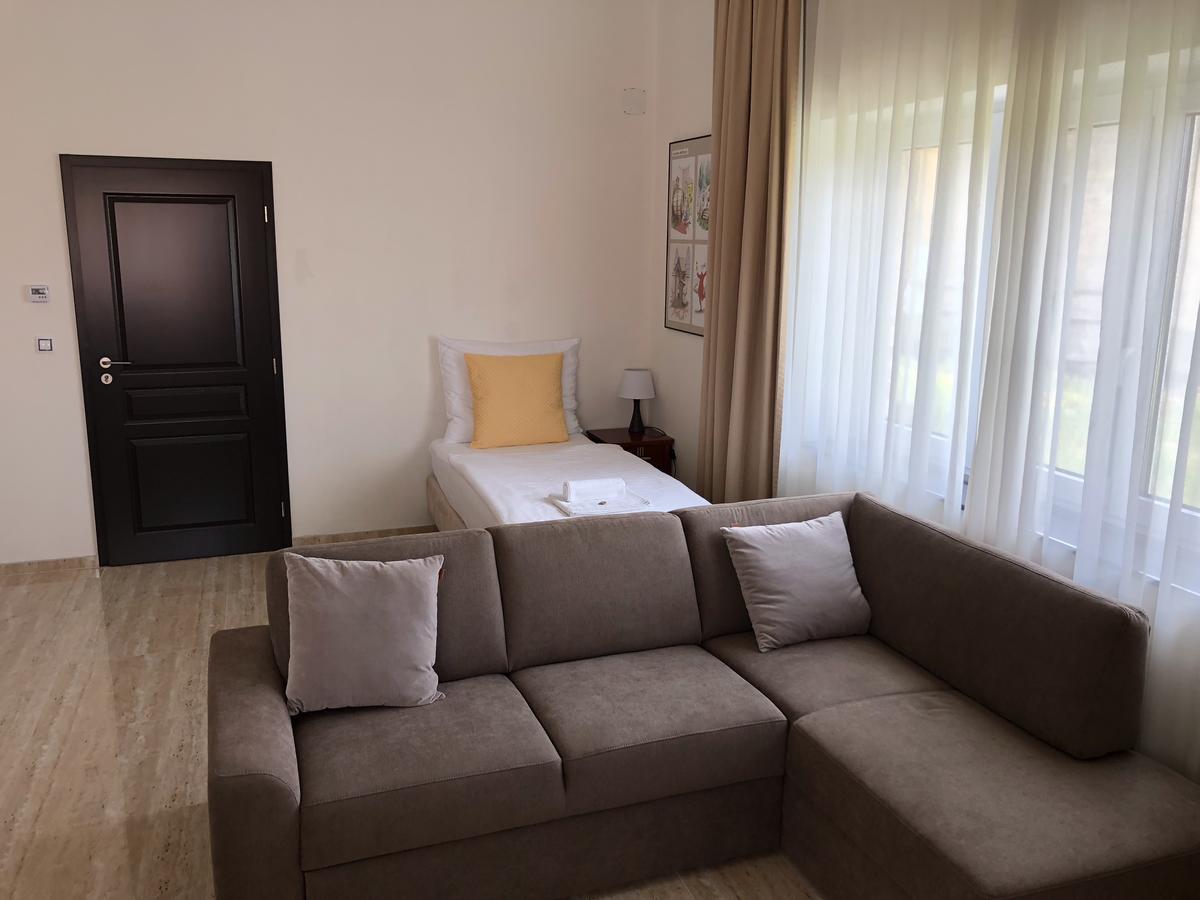 וואלטיצה Apartman Za Radnici מראה חיצוני תמונה